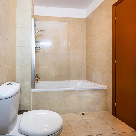 Bright With Shared Pool In Aphrodite Hills