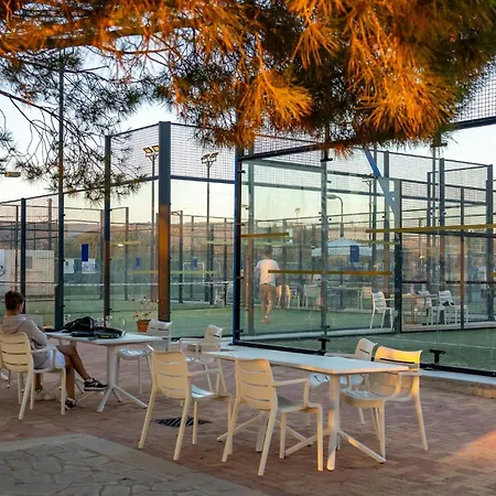 Bright With Shared Pool In Aphrodite Hills Lejlighed *